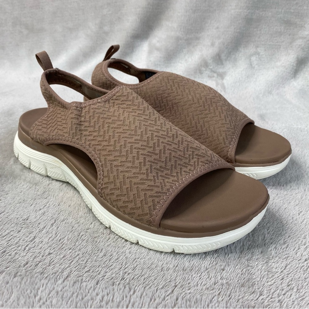 Skechers Summits Outta Here Womens Sandal Size 11 Brown Knit Yoga Foam NEW
